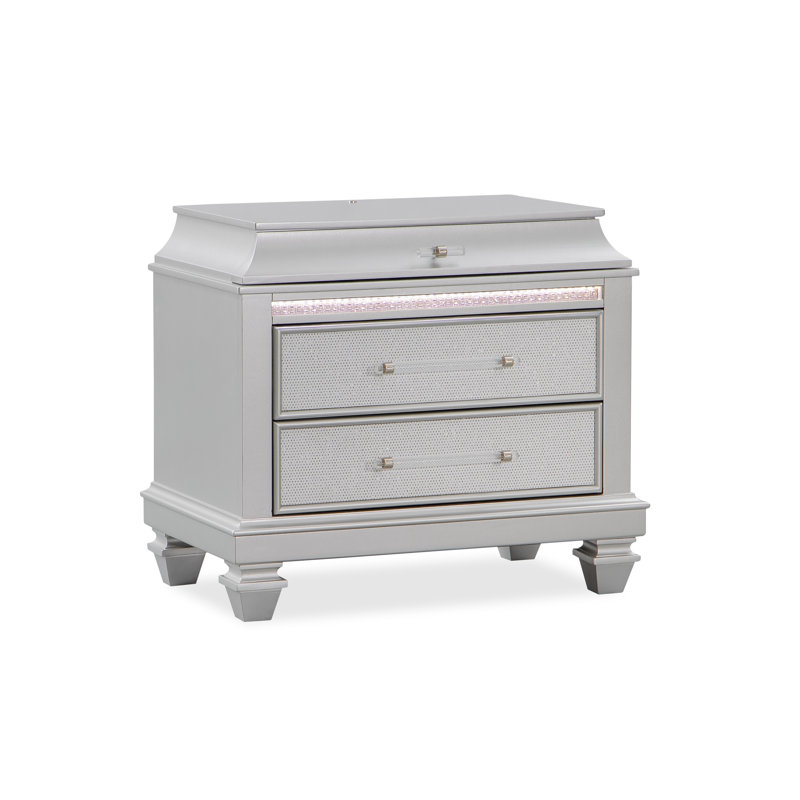 Idoya King size 4-Piece Bedroom Set with LED Lighting, King