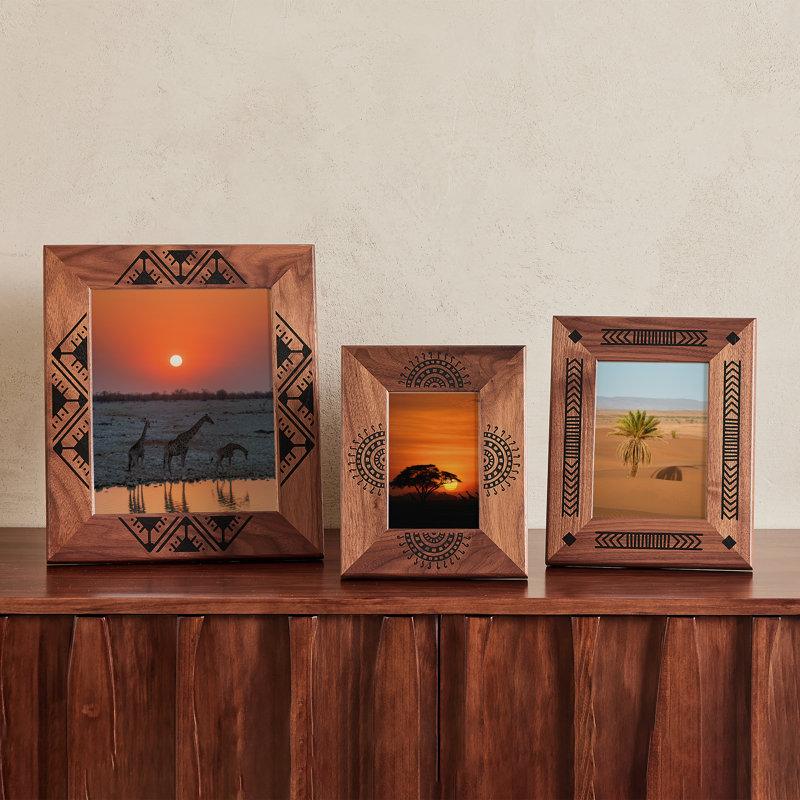 Natural American Walnut Photo Frame 8"x10" Patterned