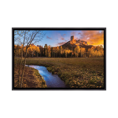 «Chimney Rock Sunset - Deb's Meadow Colorado Fall Colors», reproduction d'art mural - toile encadrée