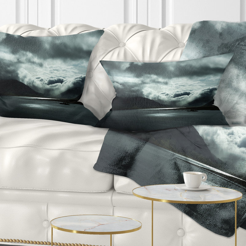 Orage de mer, l’islande dans le coussin lombaire d’été