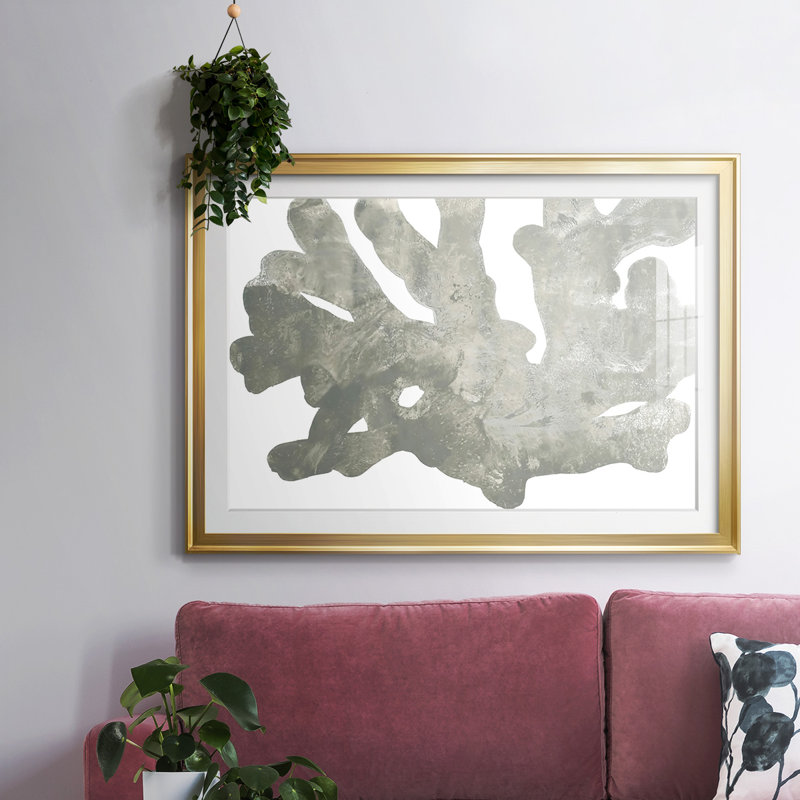 Stone Macro Coral IV, impression sur papier encadrée, H 30 po x l 44 po x P 1,5 po, Or