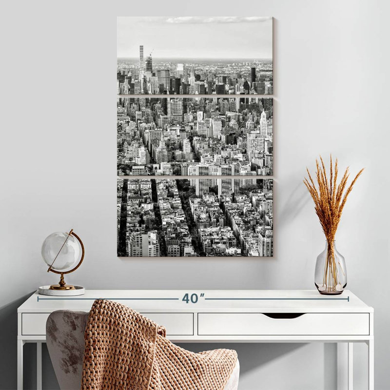 Sirci Manhattan Cityscape BW, H 32 po x l 20 po