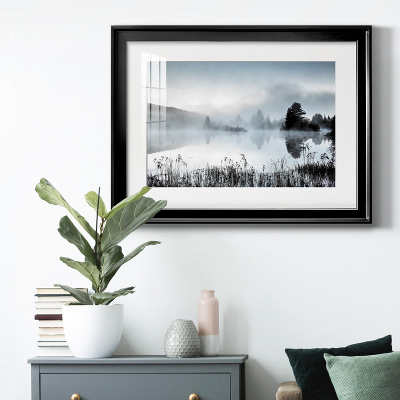 «Streeter Pond», reproduction encadrée de qualité supérieure - prête à être accrochée, Papier avec cadre noir