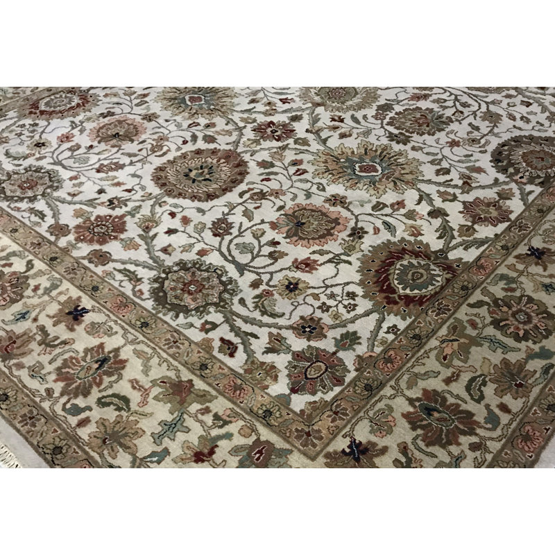 Tapis taupe et ivoire de haute qualité noué à la main