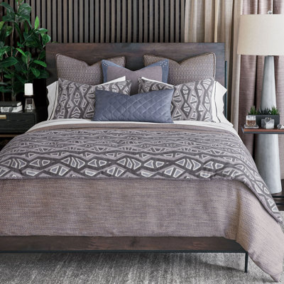 Noah Comforter