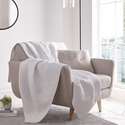 Silentnight Luxury Matalasse Bed Throw