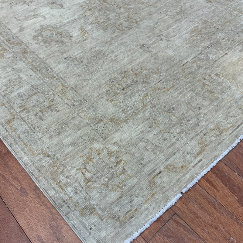  Handmade Oushak Wool Rug