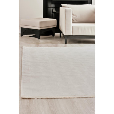 Megin Striped Indoor / Outdoor Rug