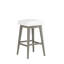 Tabouret pivotant carré en bois et à hauteur réglable Dorreen-1693579358-1693579347