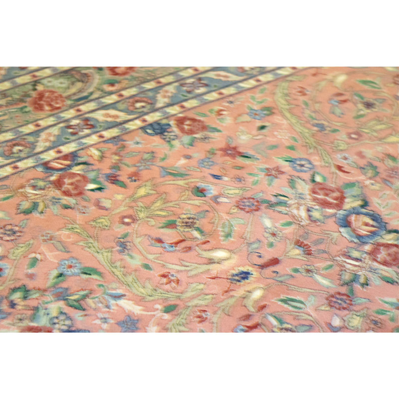 Hand Knotted Wool Area Rug in Rose And Green