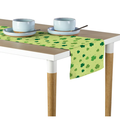 Eure Tossed Shamrocks Table Runner