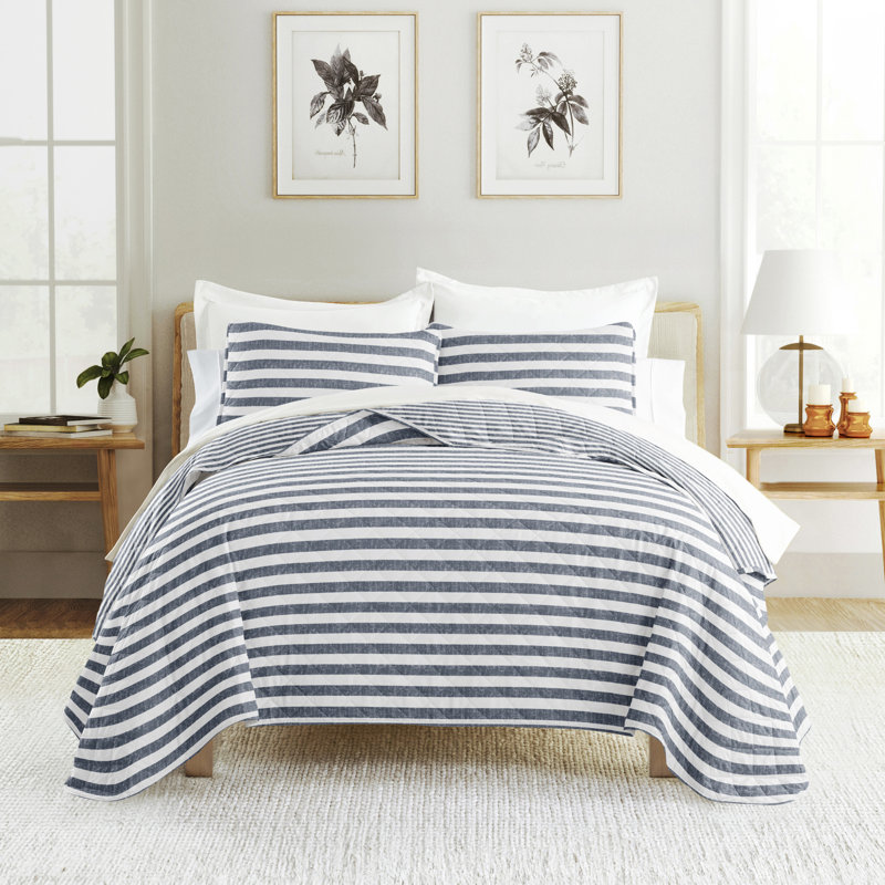 Quilt Set- Lightweight - All Season Coastal Stripe Bedding, Full/Queen Quilt + 2 Standard Shams , Dusk Blue