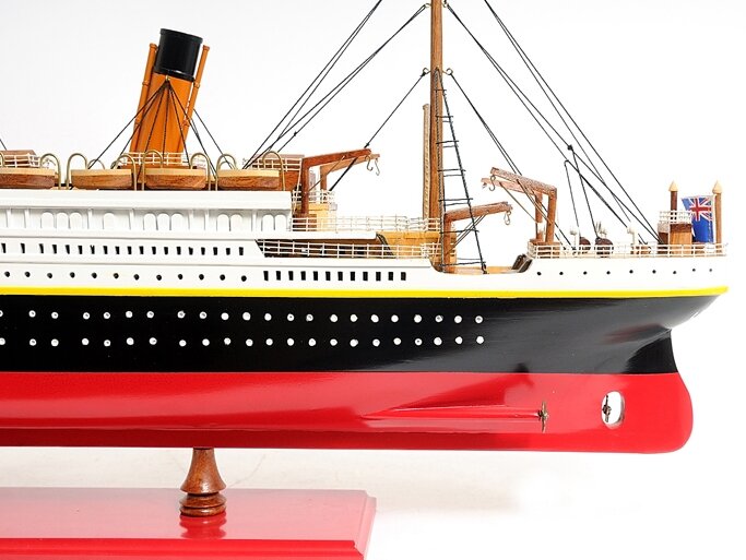 Old Modern Handicrafts X-Large Titanic Painted Model Boat