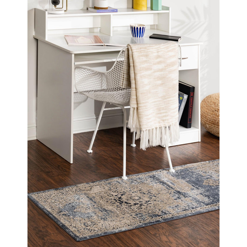 Arella Geometric Indoor Rug, Runner 2' x 6'9"