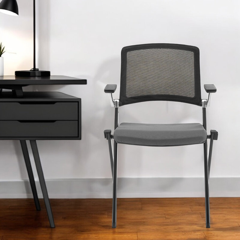 Ensemble de deux chaises de conférence en filet noir et gris