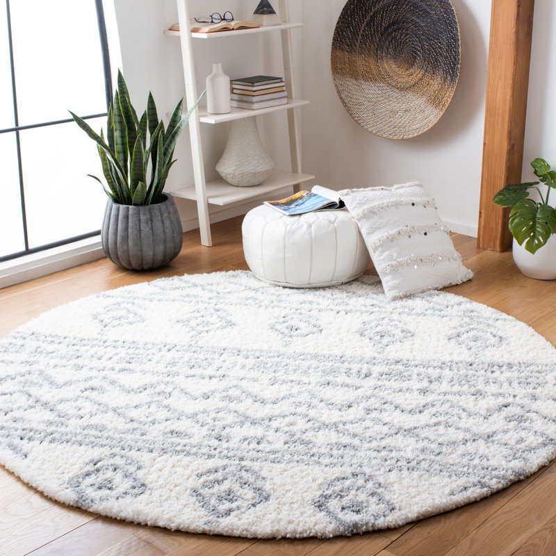 Maddie Southwestern Ivory/Gray Area Rug, Round 6'7"