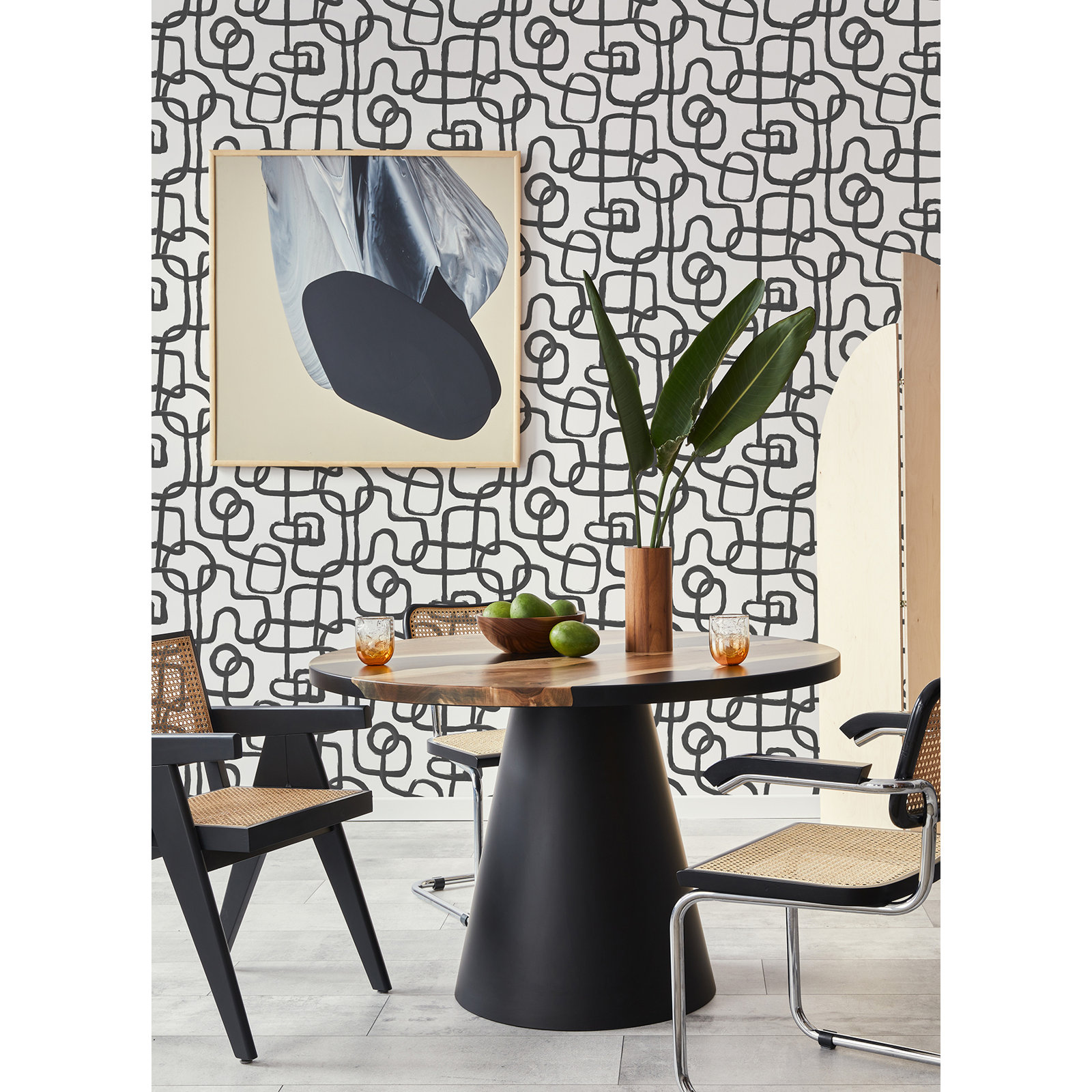 Fernan Modern Peel & Stick Geometric Wallpaper, Black