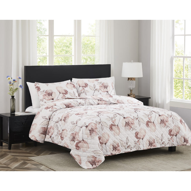 Abigail Polyester Floral Quilt, Queen Quilt + 2 Standard Shams