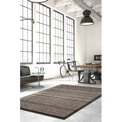 Tapis brun Tangier 6 pi 2 po x 9 pi 0 po