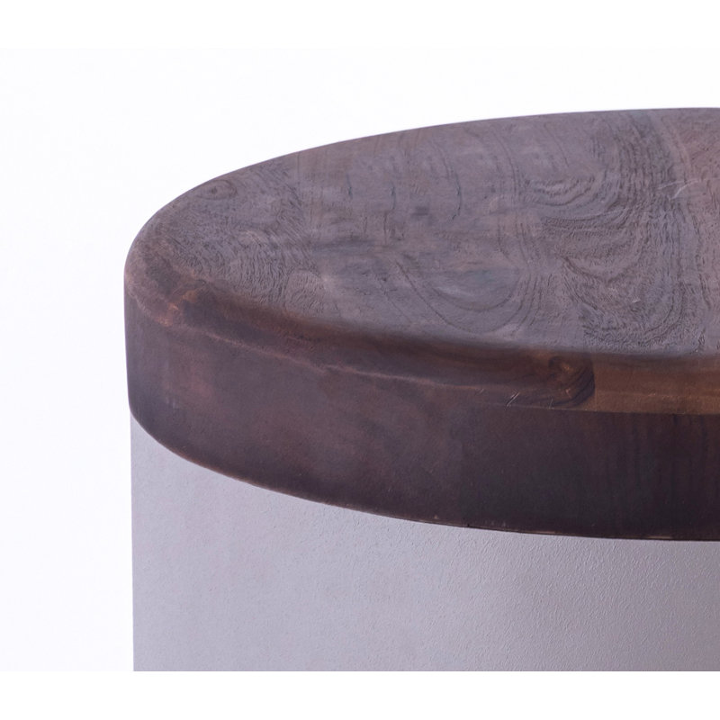 Table d'appoint en bois