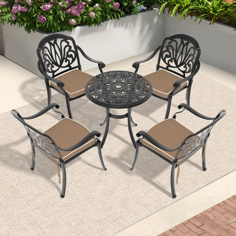 Ensemble de 5 meubles de patio en aluminium coulé avec cadre noir et coussins de siège bruns (même référence: W1710S00416)
