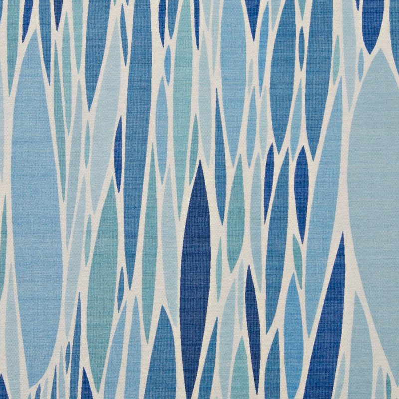 Kivett Lakebed Blue and Ivory Indoor Outdoor Machine Washable Area Rug, Rectangle 7' x 9'