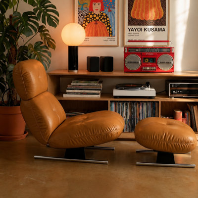 Fauteuil d'appoint courbé rembourré de style Mid-Century, fauteuil de loisirs pivotant à 360 ° avec housse amovible et base tubulaire en métal, fauteuil de détente en mousse à mémoire de forme multi-densité pour la chambre du salon