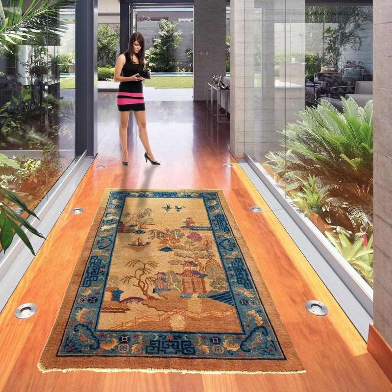 Cadeja Oriental Area Rug in Beige