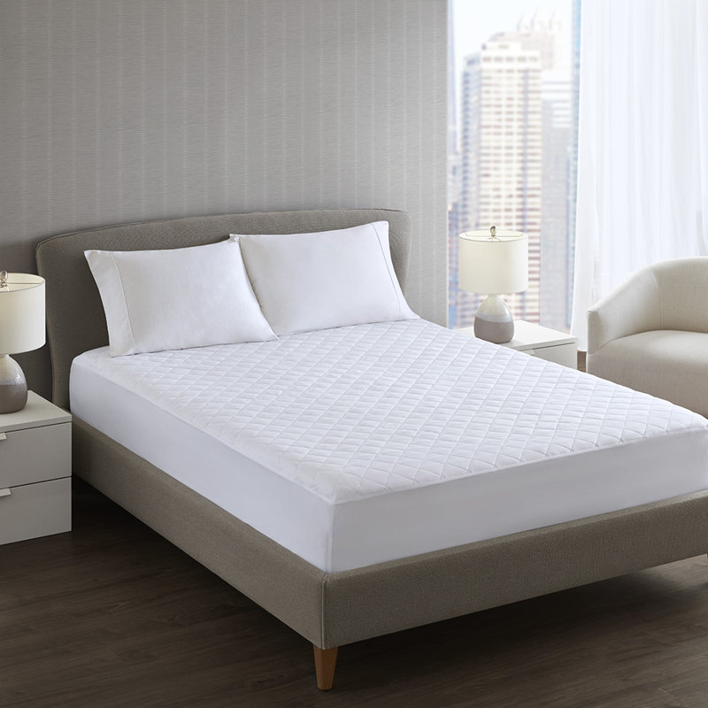 Protège-matelas matelassé antimicrobien blanc matelassé Pinsonic, Grand lit