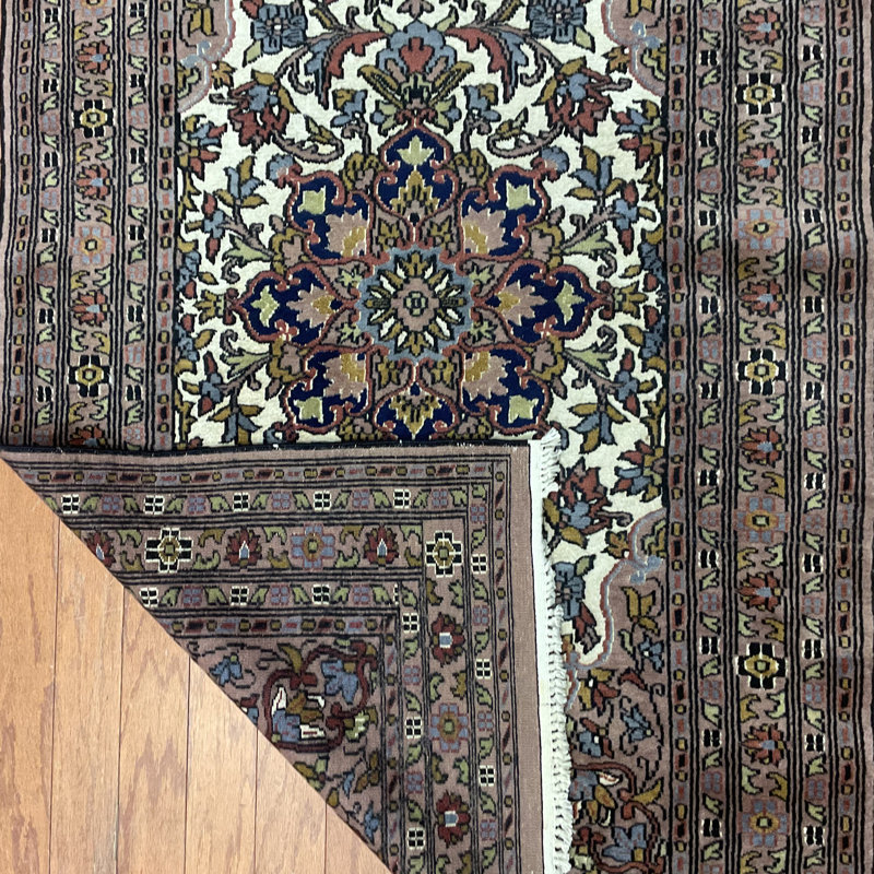 Tapis en laine fait à la main Kashmiri