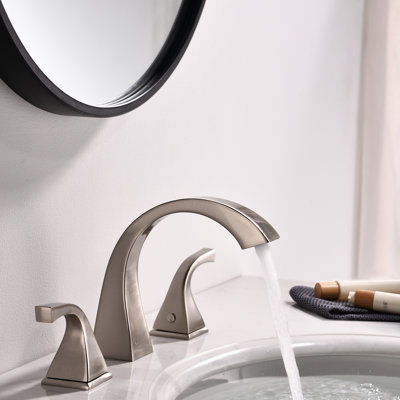 Robinet de salle de bain à large entraxe avec bonde