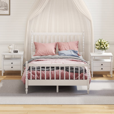 Geneal 3 Piece Bedroom Set