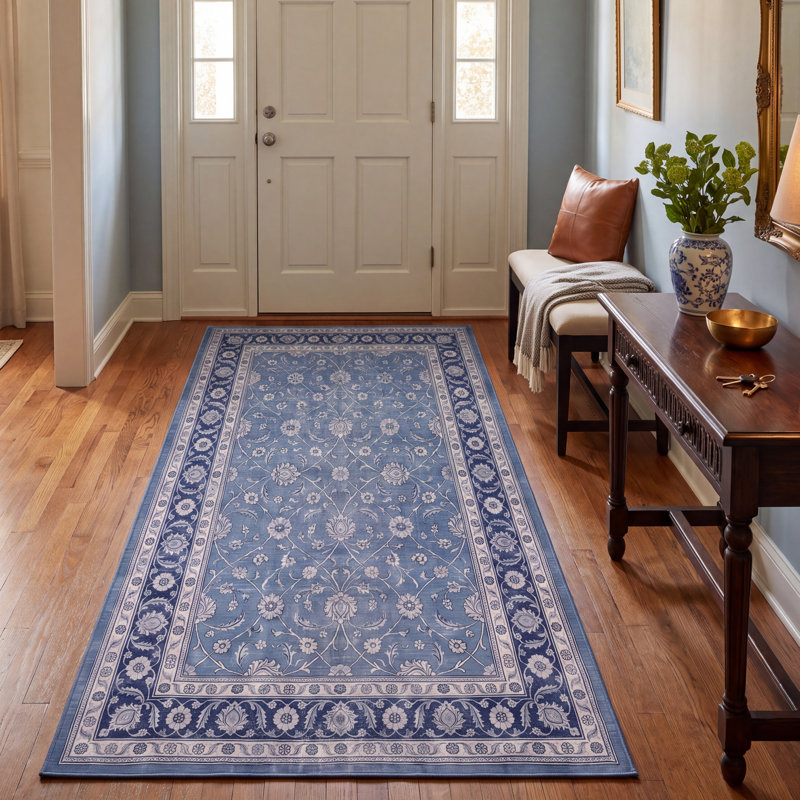 Tapis Hollis traditionnel à motif floral intégral bleu, gris et crème, lavable à la machine, antidérapant, à poils courts, pour l'intérieur et l'extérieur, adapté aux animaux domestiques, idéal pour le salon, la chambre, la salle à manger, l'entrée, le corridor ou le bureau.