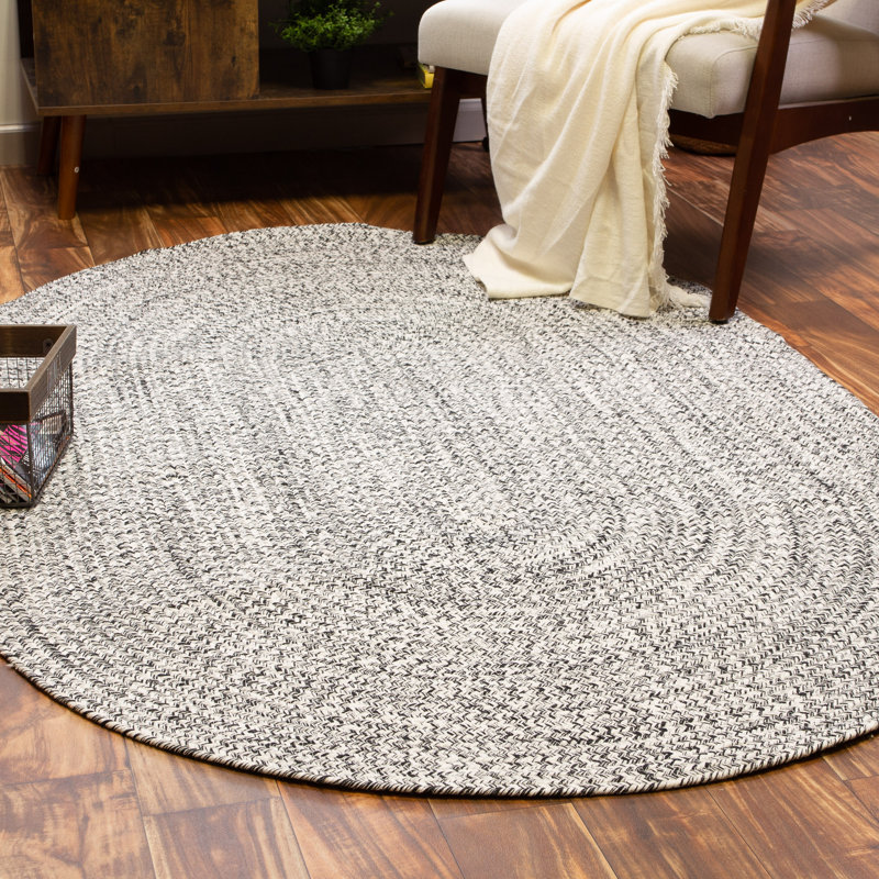 Tapis noir et blanc tressé Ociuso, Ovale 8 pi x 10 pi