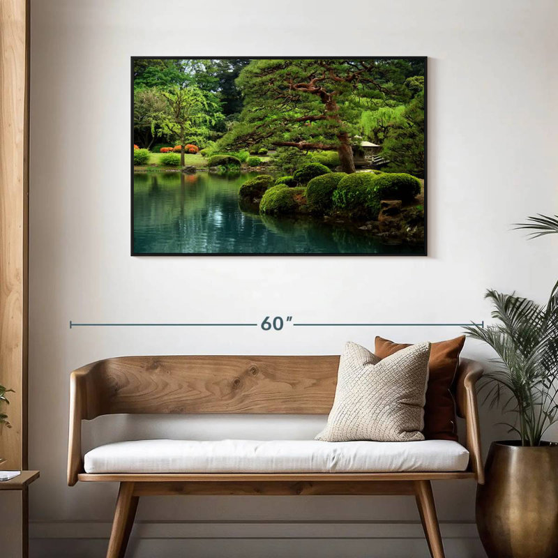 Bonsaï zen au bord du lac, 43 po x 29 po, Cadre flottant noir