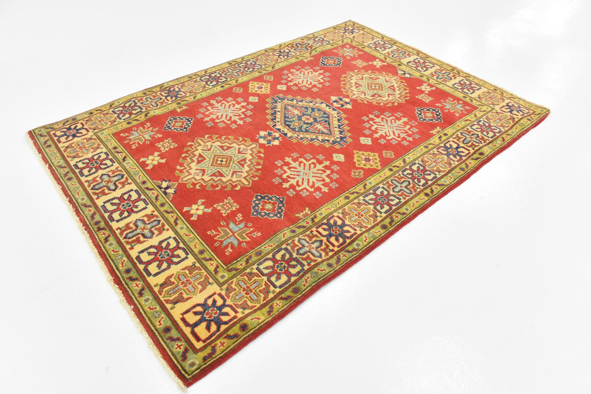 Isabelline 4x6 Pascoe Red Rug | Wayfair