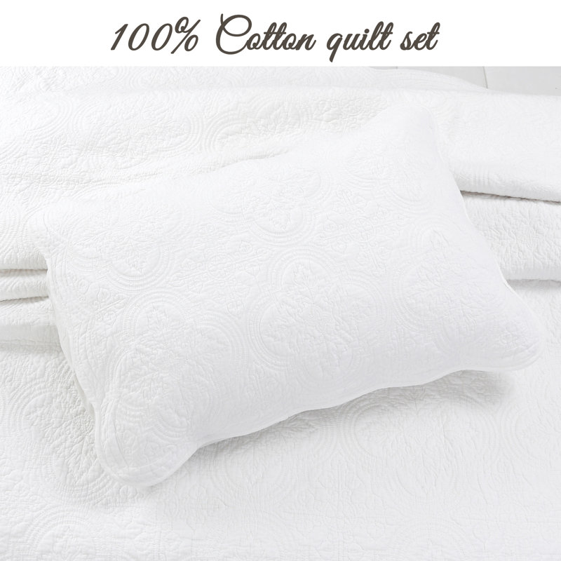 Terin Standard Reversible Set, White, Over Size Queen Quilt + 2 Standard Shams
