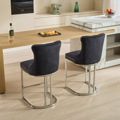Ensemble de 2 tabourets de bar de 25 po à hauteur de comptoir, tabourets de bar en velours avec dossier à boutons et garniture de rivets, tabourets de bar de style campagnard avec pieds en métal