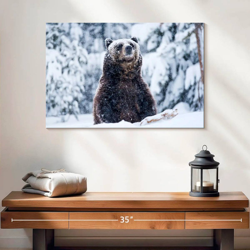 Grizzly dans la neige, H 16 po x l 24 po
