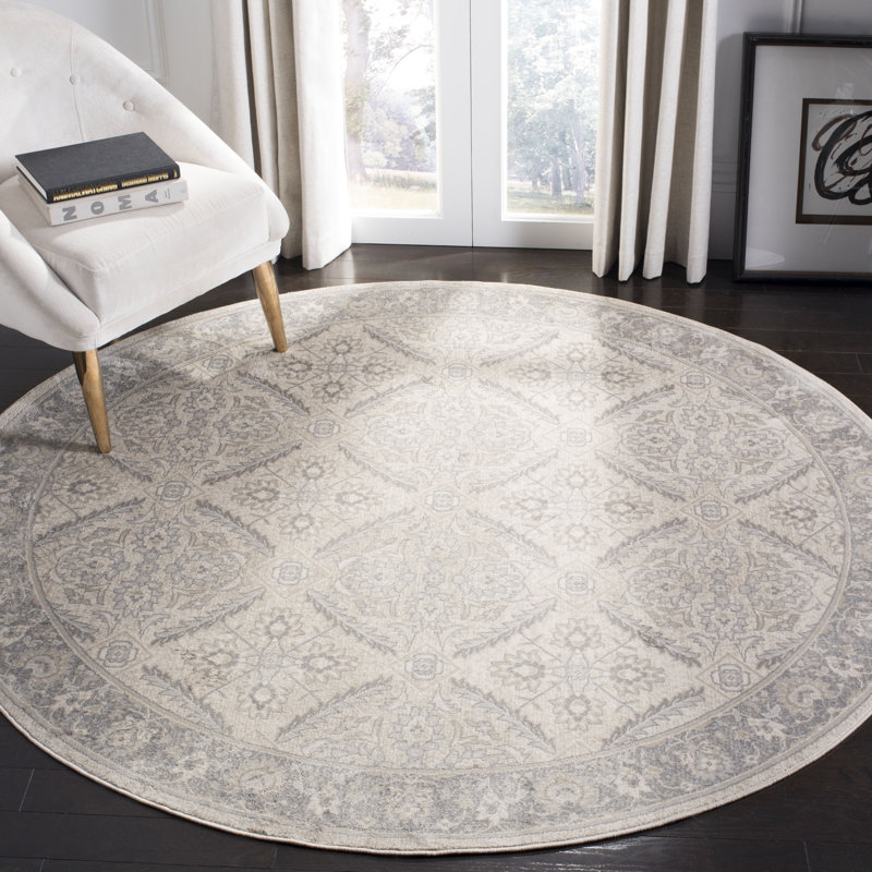 Performance Oriental Rug, Round 5'