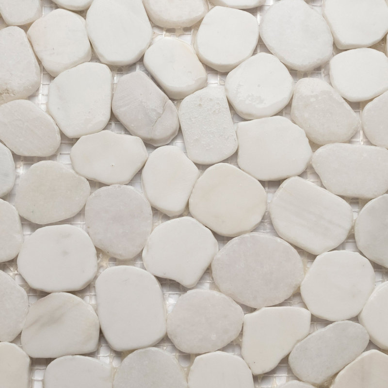 Carrelage rond en galets de 12 po x 12 po et 12 po x 24 po CNK Tile White Milky