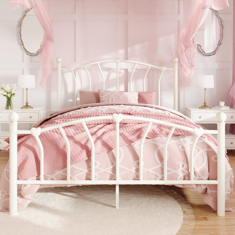Structure de lit plateforme en métal avec tête et pied de lit, fleurons en forme de cœur et de boule, aucun sommier requis, rangement sous le lit de 12,6 po, assemblage facile