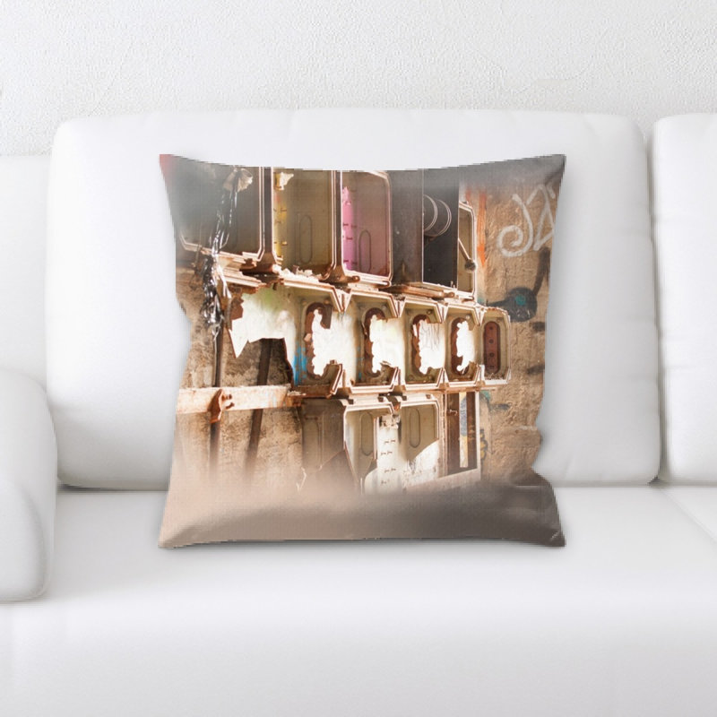 Coussin ancien et abandonné Ortiz