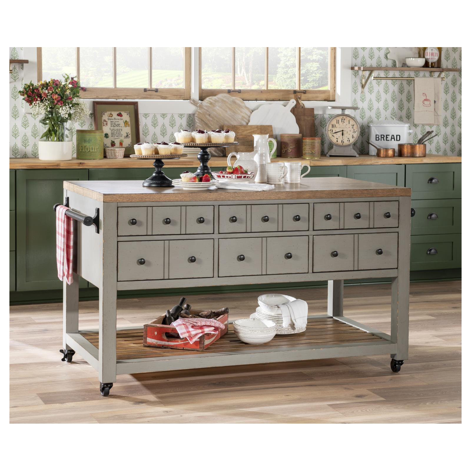 Country Living Kitchen Island, Green