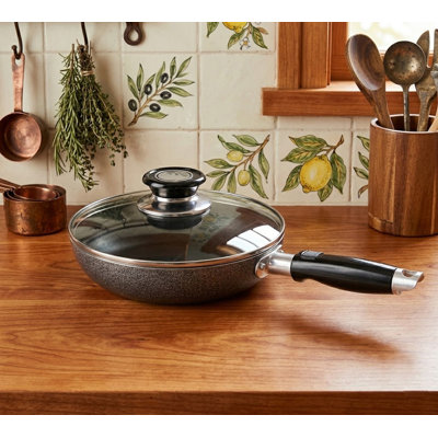 9.5" Non Stick Fry Pan With Lid