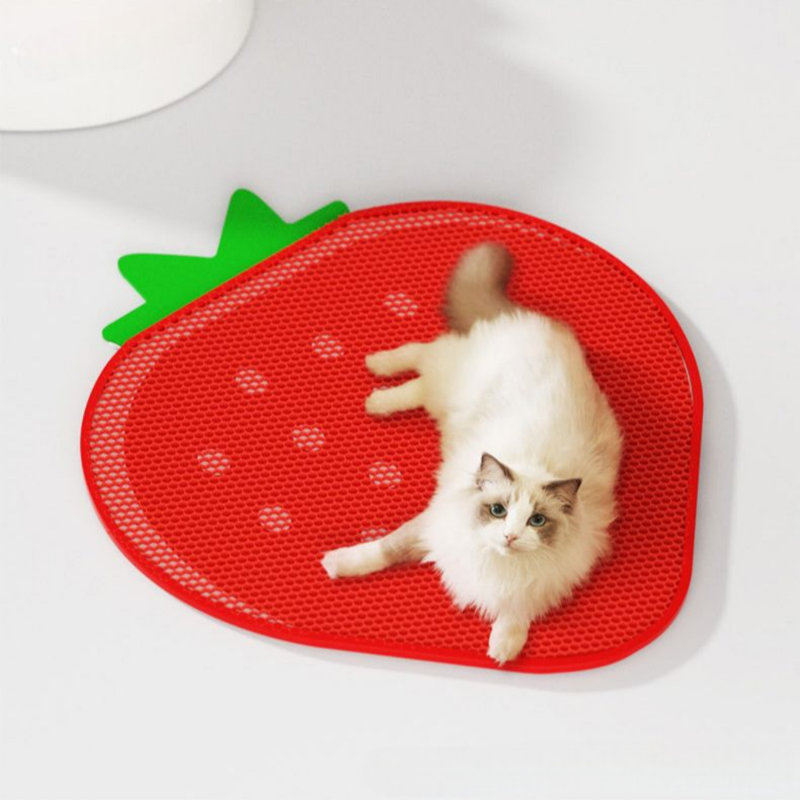 Double-layer Strawberry Cat Litter Trapping Mat