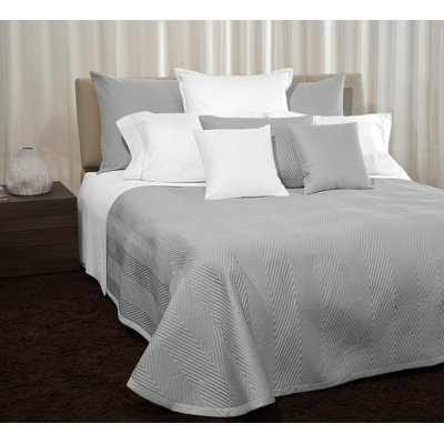 Letizia Coverlet
