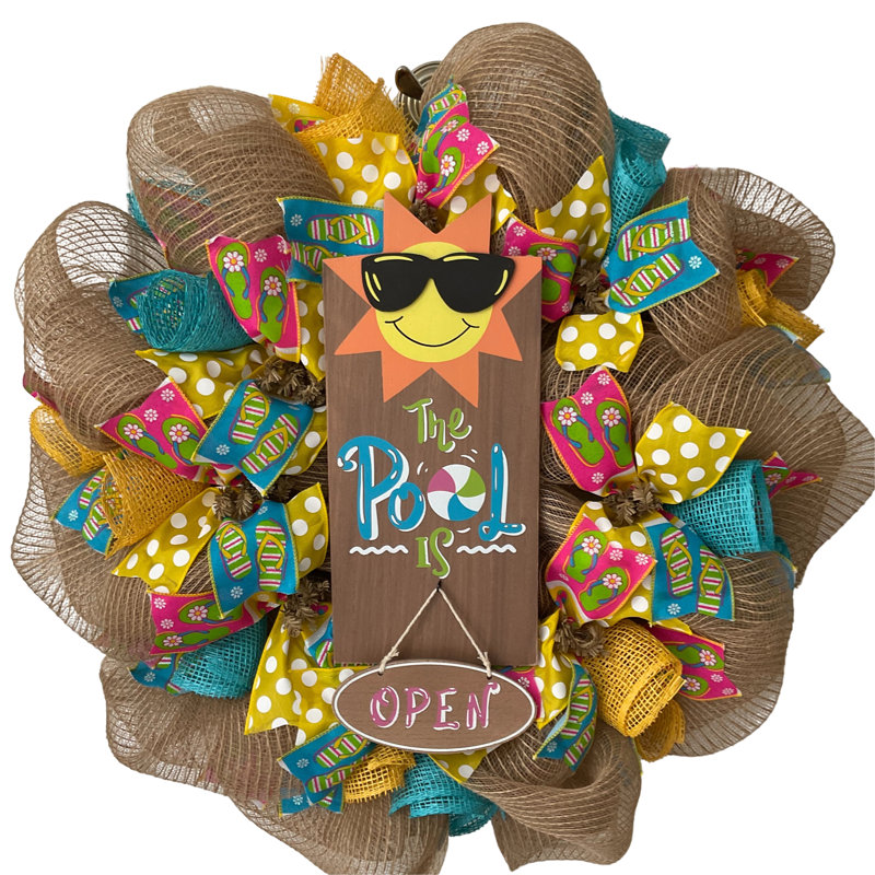 Summer Wreath Pool is Open