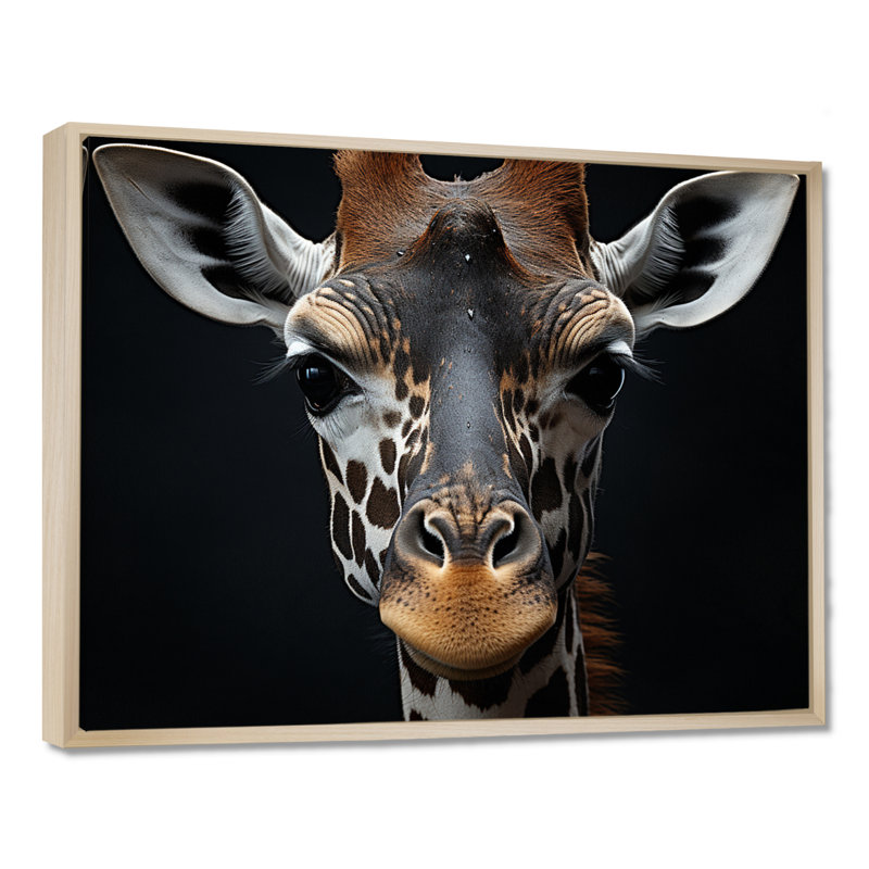 «Black and White Giraffe Portrait I - Giraffe», reproduction d'art sur toile encadrée, H 34 po x l 44 po, Érable