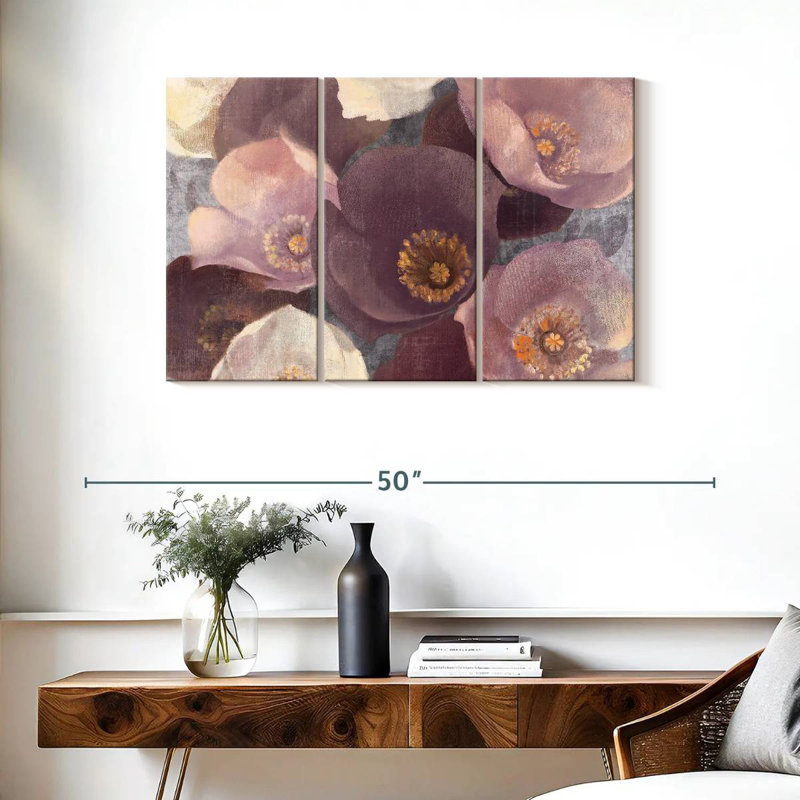 Harnek Eventide Plum, 24" H x 38" W